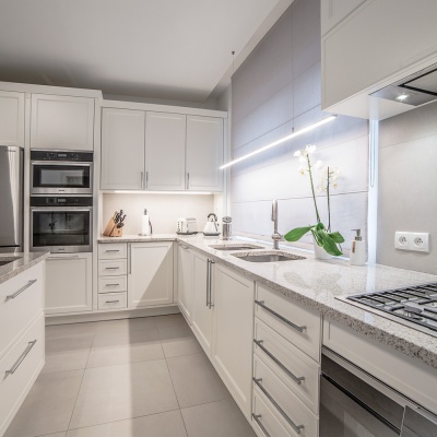 Накладной алюминиевый профиль купить в Москве