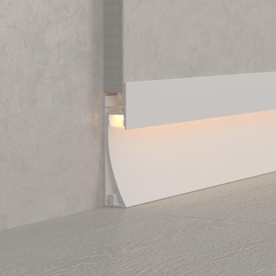 Купить Профиль PLINTUS-H58-F-2000 WHITE в Москве